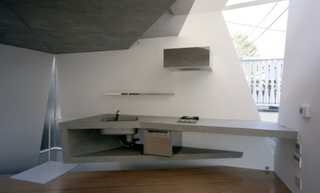 Illustration for article titled This Tokyo "Mineral House" is like living in your own private Inception